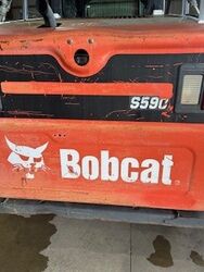 BOBCAT S590